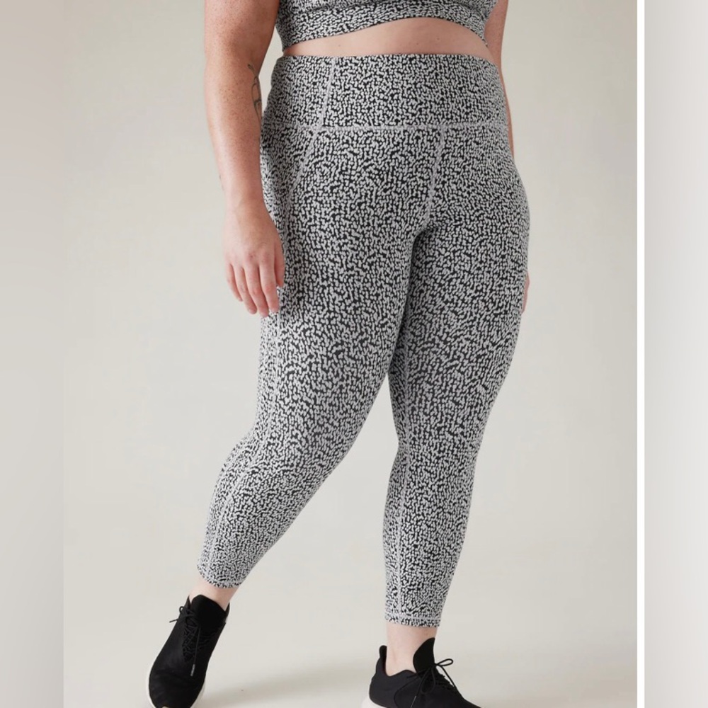 Athleta Black and White Patterned Leggings